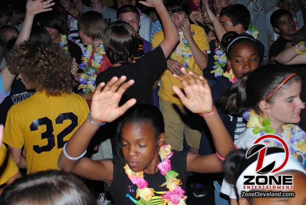 Copley-Fairlawn Middle School Spring Dance | Zone Entertainment