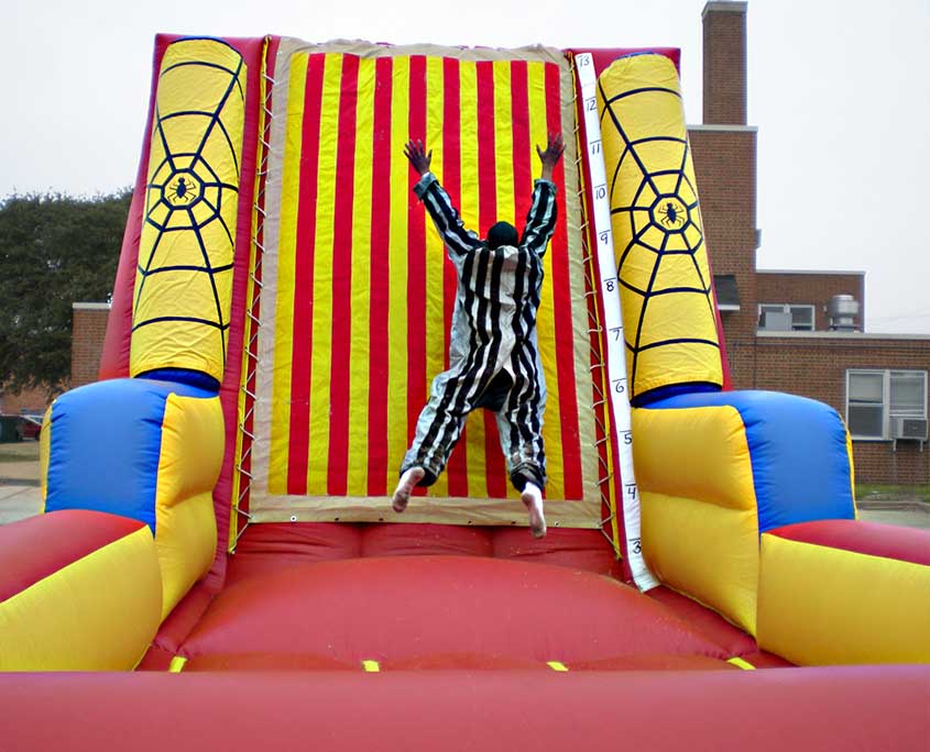 Best Velcro Wall Interactive Inflatable Game For Rent